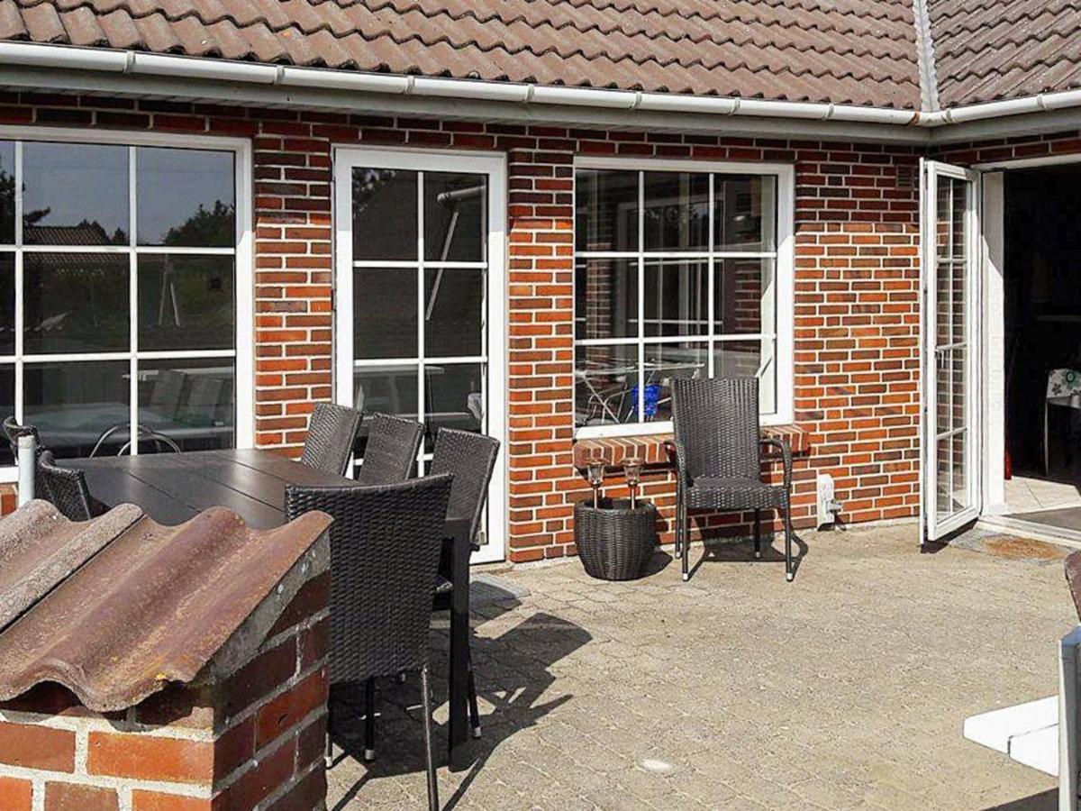 10 Person Holiday Home In Bl Vand Blåvand Exterior foto
